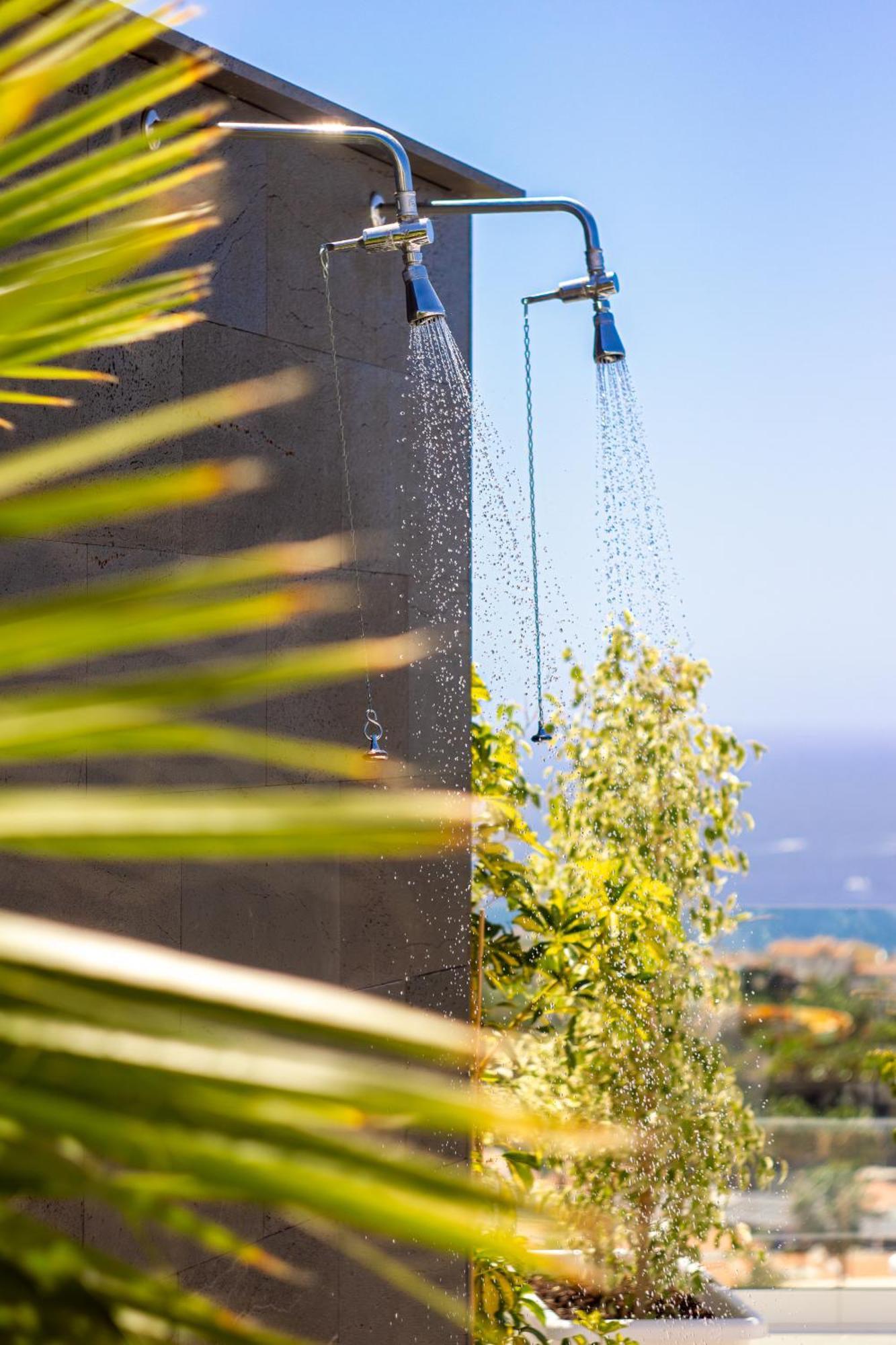 Costa Adeje Garden Aparthotel Playa de las Américas Eksteriør billede