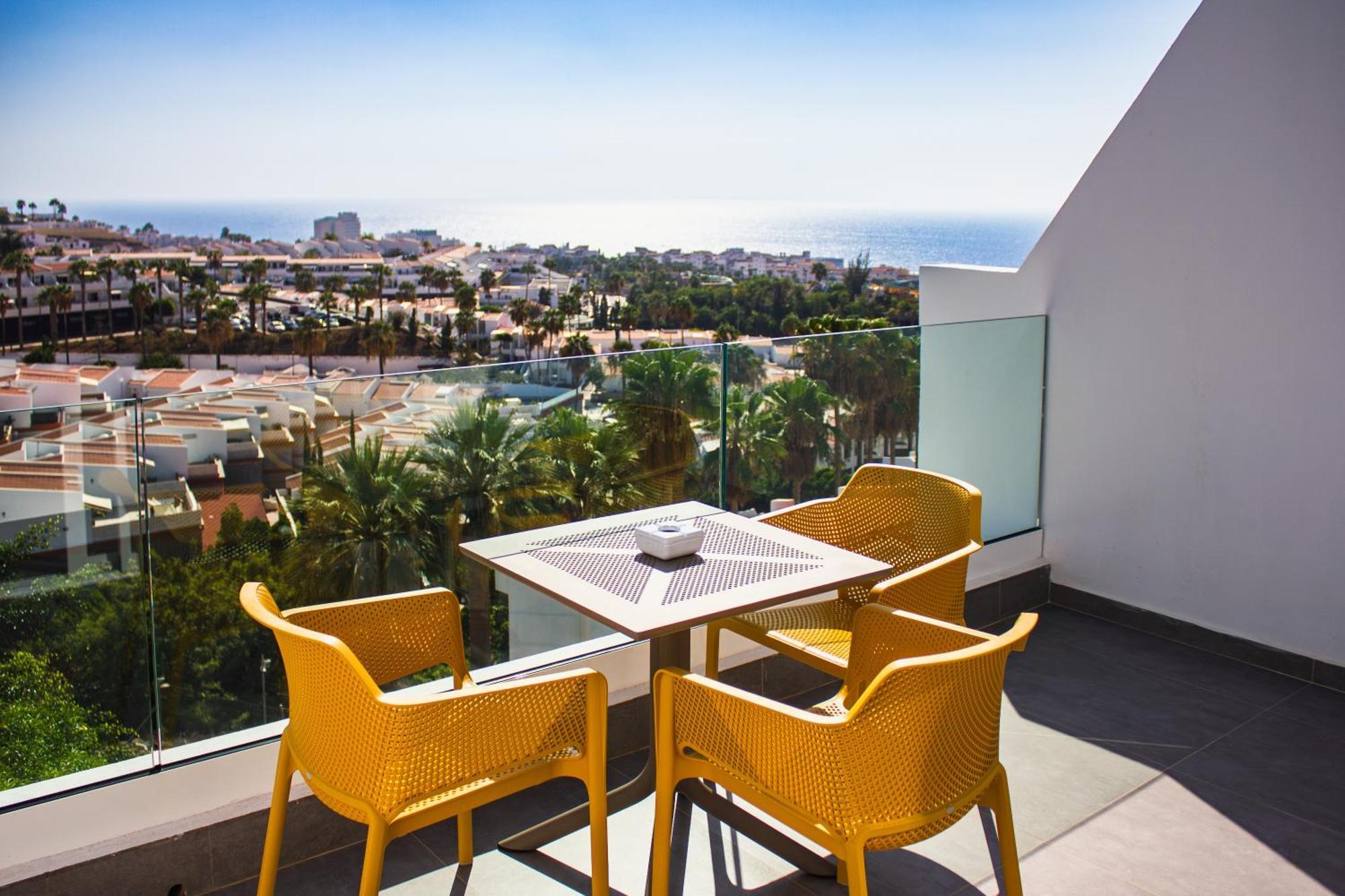 Costa Adeje Garden Aparthotel Playa de las Américas Eksteriør billede